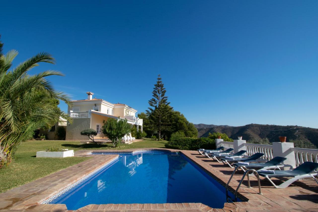 Gran Villa Con Vistas Al Mar Y Piscina Privada مالقة المظهر الخارجي الصورة